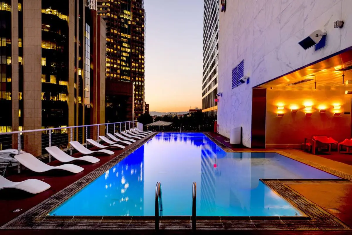 Green Pool Cleanup & Acid Washing in Escondido, CA